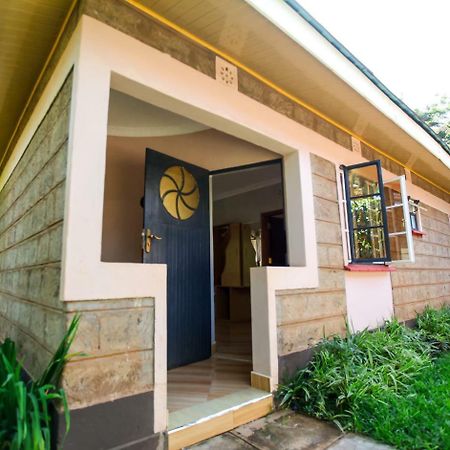 Maya Gardens Sagana Resort Extérieur photo