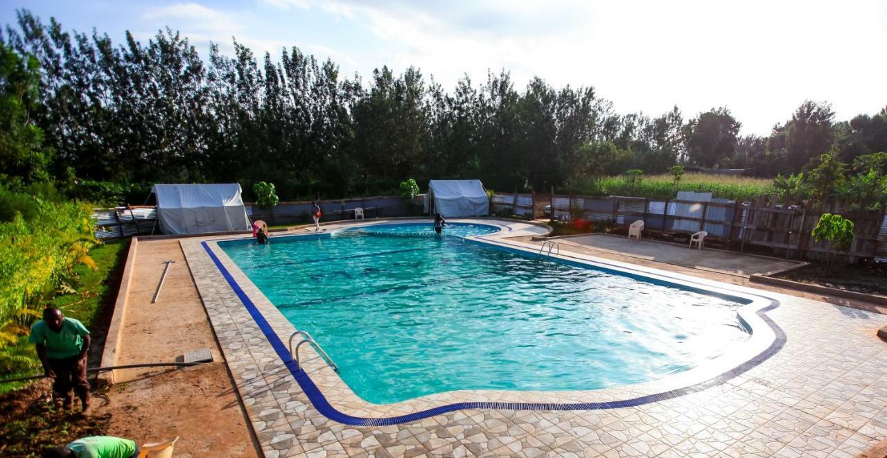 Maya Gardens Sagana Resort Extérieur photo