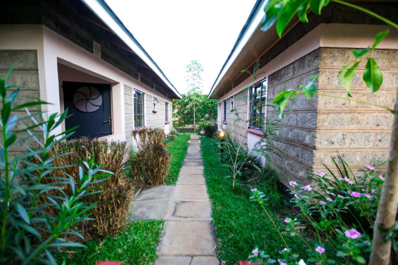 Maya Gardens Sagana Resort Extérieur photo