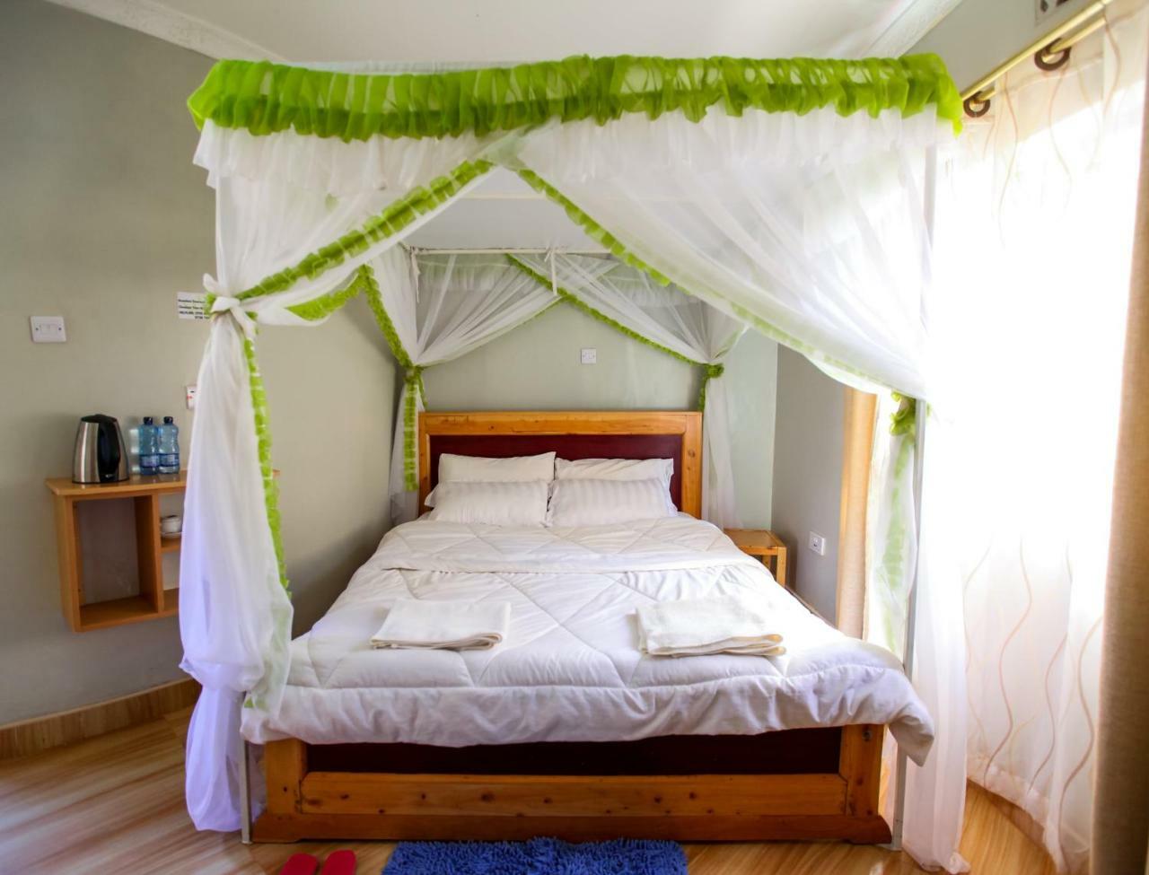Maya Gardens Sagana Resort Extérieur photo